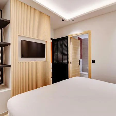 Apartment Modern Souplex A C 2br 6p- Near The Louvre Museum Paris
